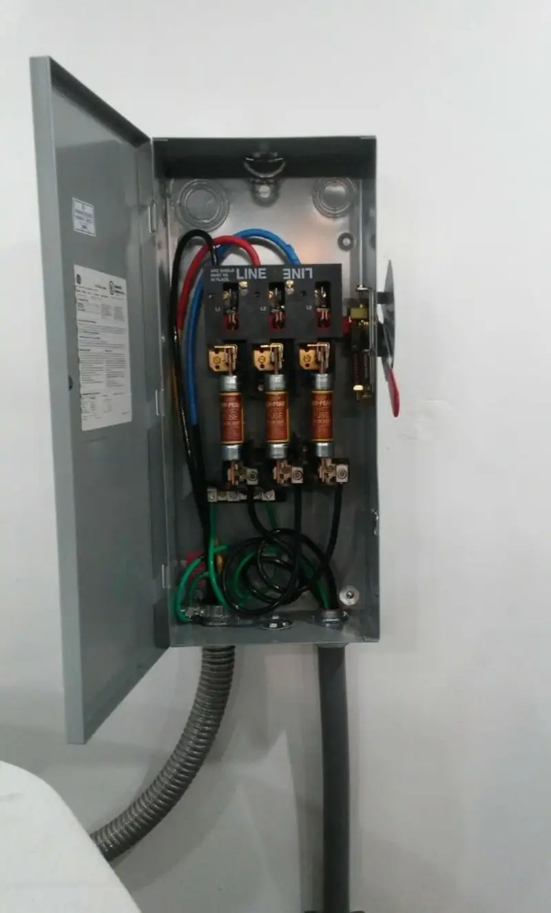 Three-phase disconnect switch installed for Smoke Detector Installation in State College